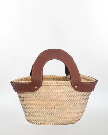 Jemure Handwoven Palm Straw Basket Bag with Brown Leather Arch Handle – Natural/Brown